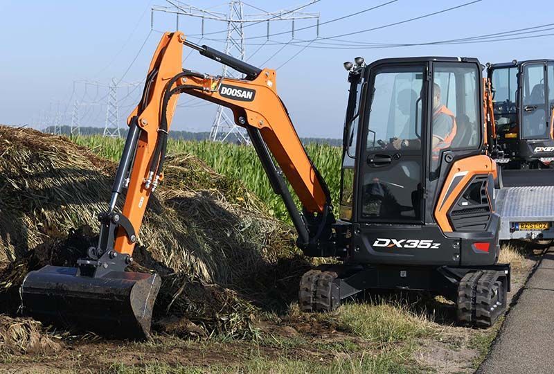 Miniexcavadora Doosan Solar 35 V01 Miniexcavadora Doosan Solar 35 V