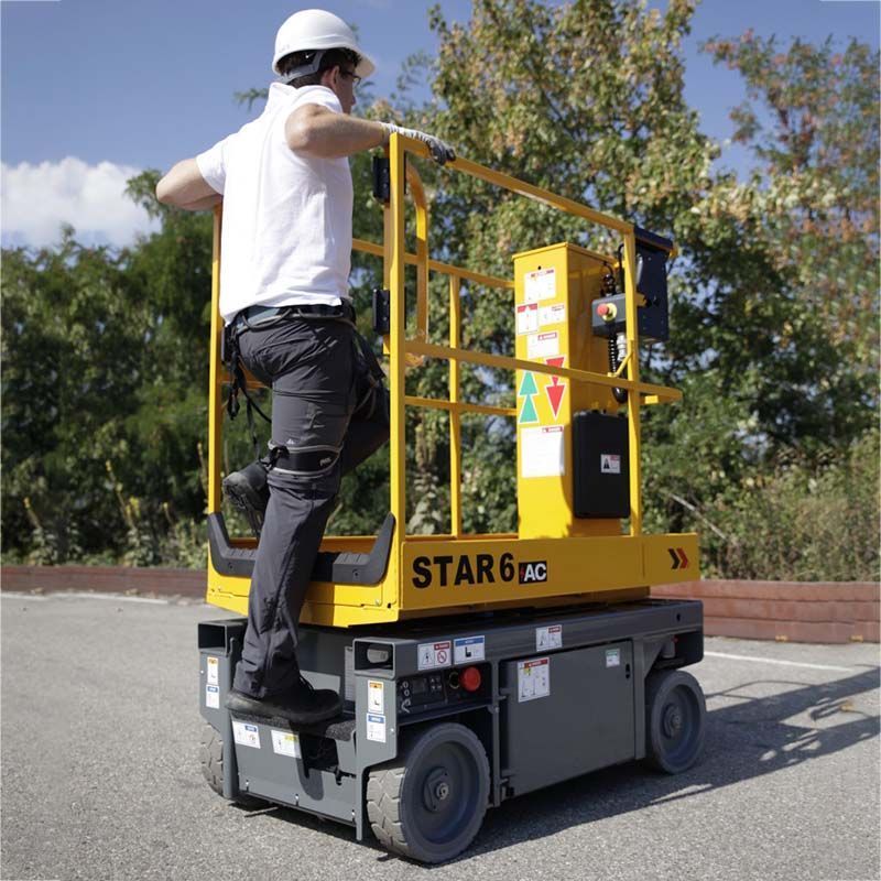 Aquiler de Mástiles verticales Star 6